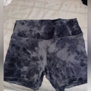 Lululemon Align shorts